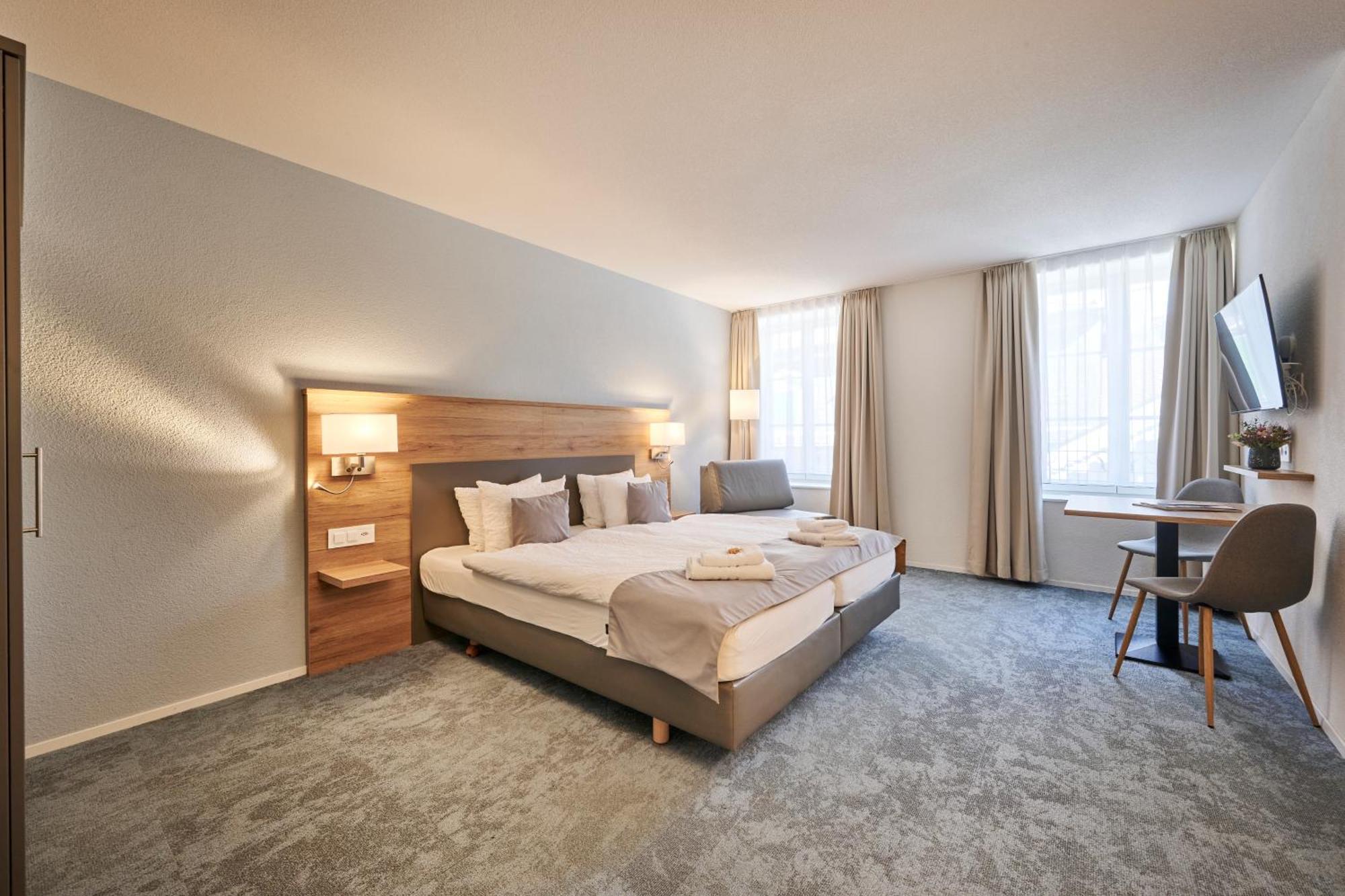 Aparthotel Krone - Self Check-In Unterseen Esterno foto