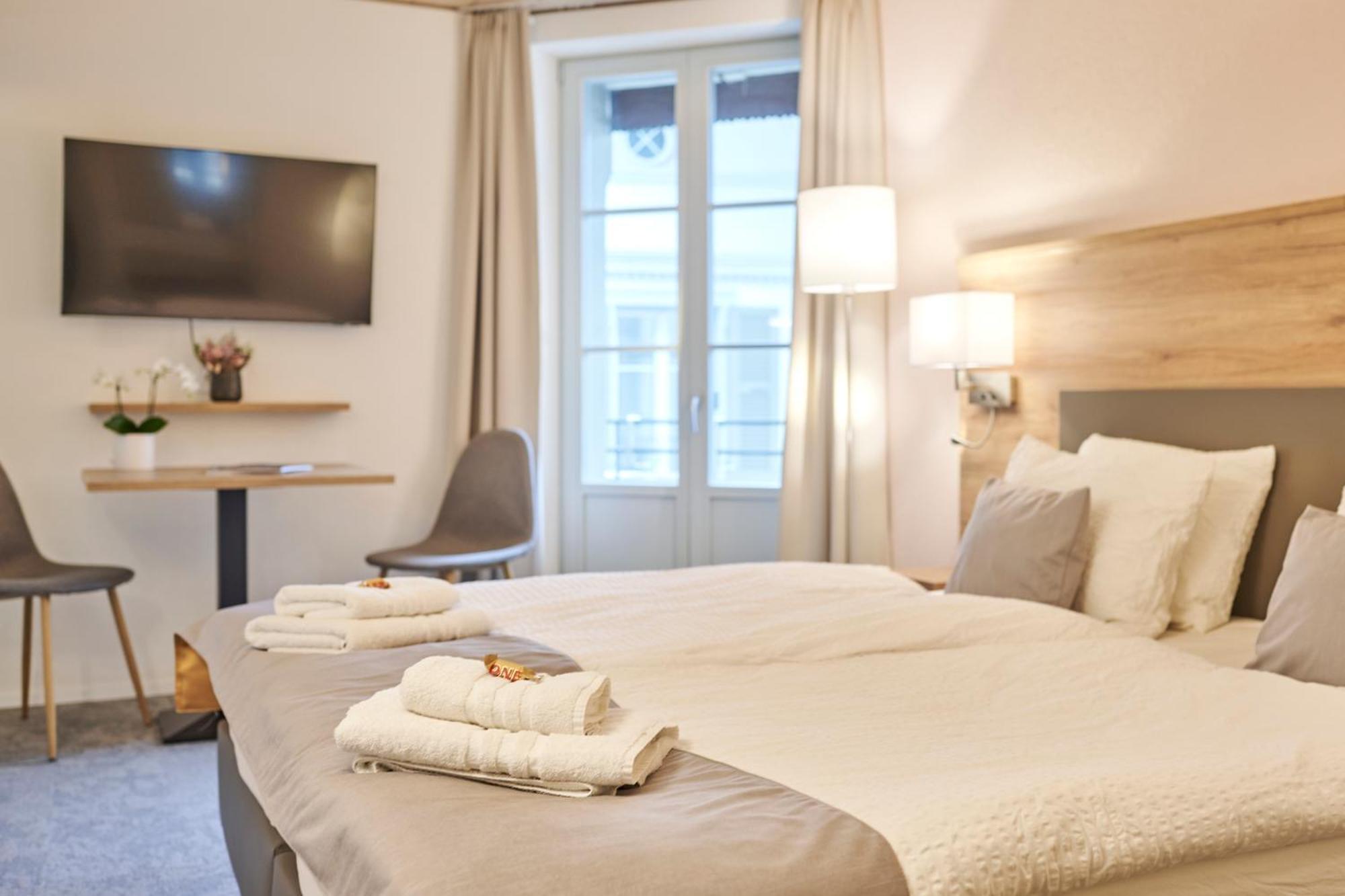 Aparthotel Krone - Self Check-In Unterseen Esterno foto