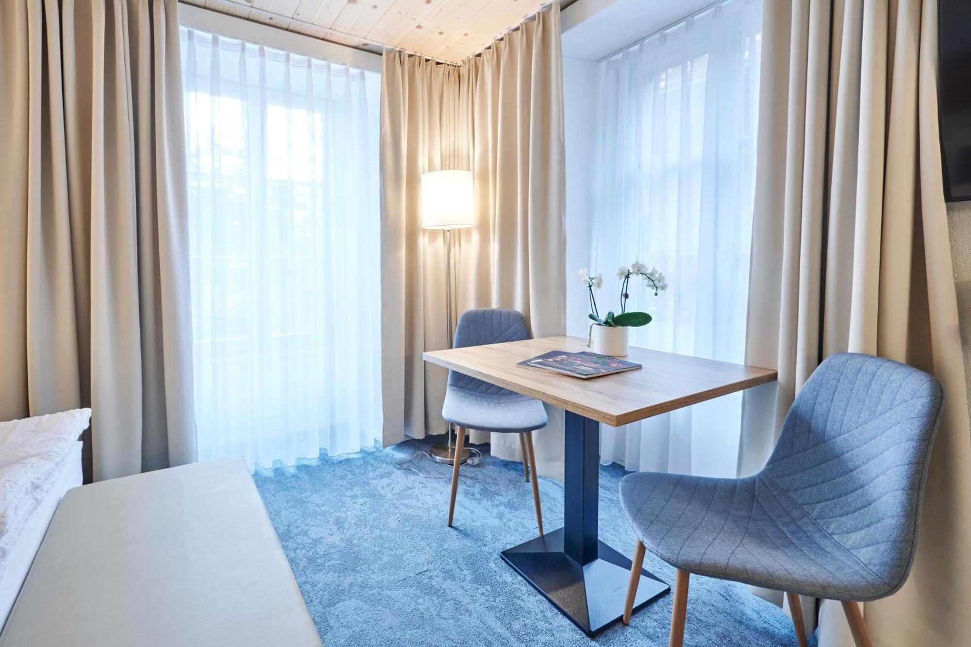 Aparthotel Krone - Self Check-In Unterseen Esterno foto