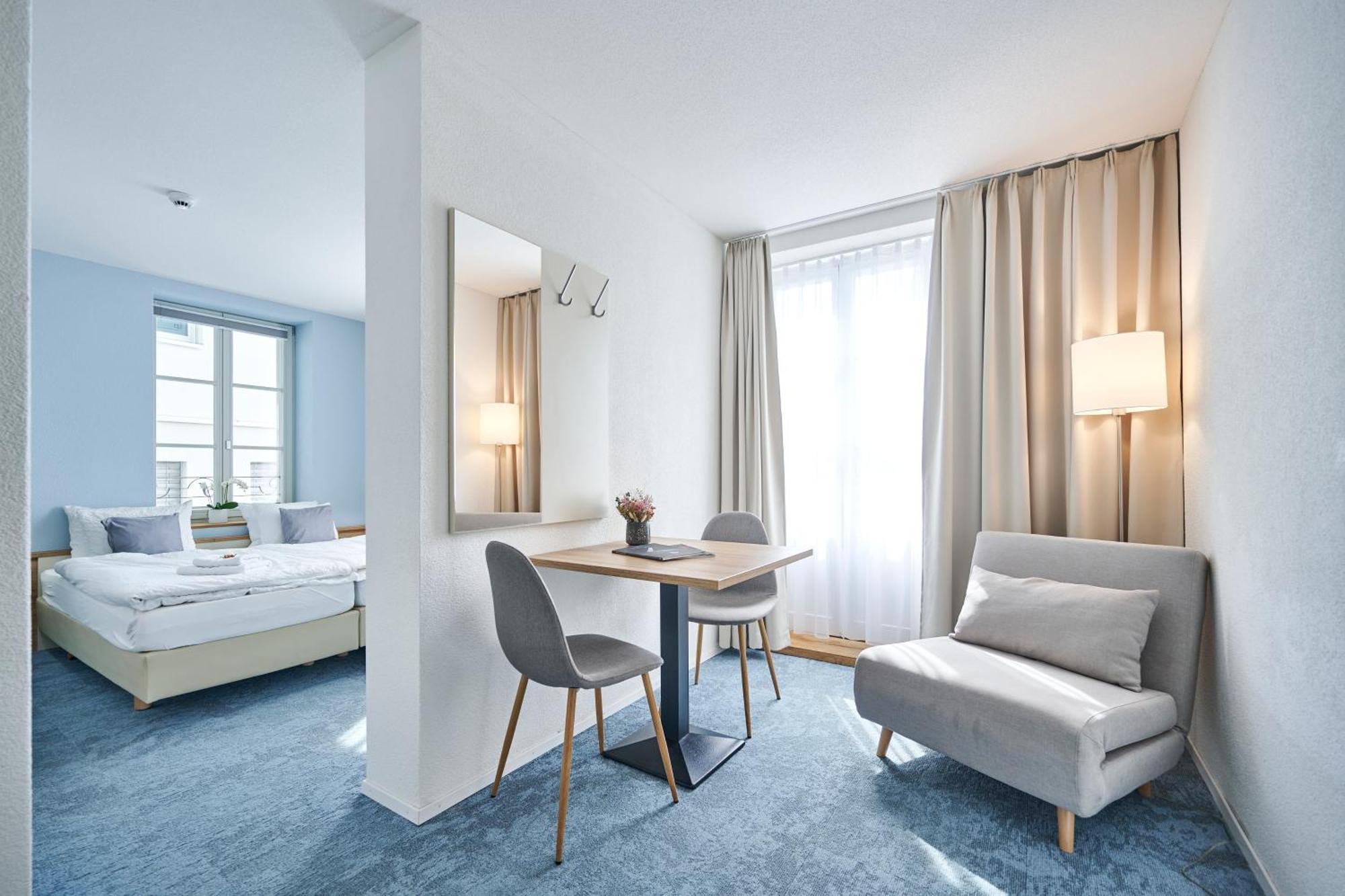 Aparthotel Krone - Self Check-In Unterseen Esterno foto