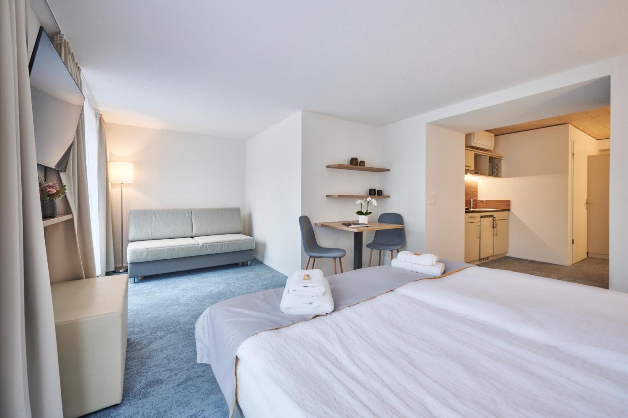 Aparthotel Krone - Self Check-In Unterseen Esterno foto